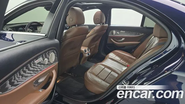Mercedes-Benz E-Class W213 — Фото автомобиля 12