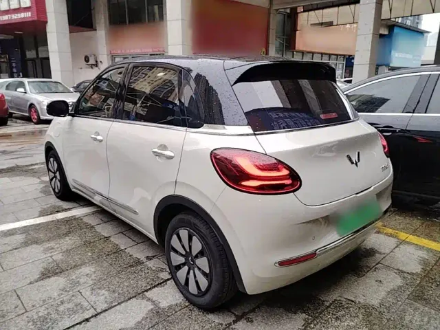 Wuling Bingo — Фото автомобиля 4