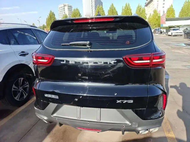 Jetour X70 — Фото автомобиля 5