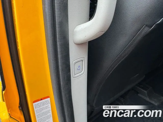 Hyundai Staria Staria Tourer 11 мест — Фото автомобиля 4