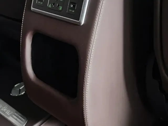 Mercedes-Benz V-Class — Фото автомобиля 14