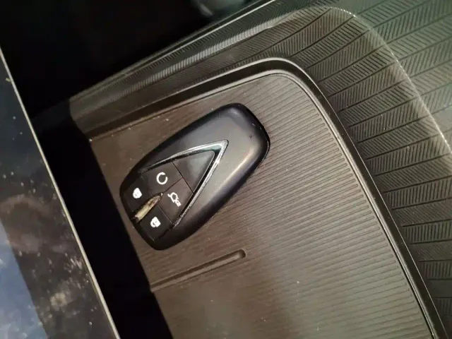 Changan Lamore — Фото автомобиля 8