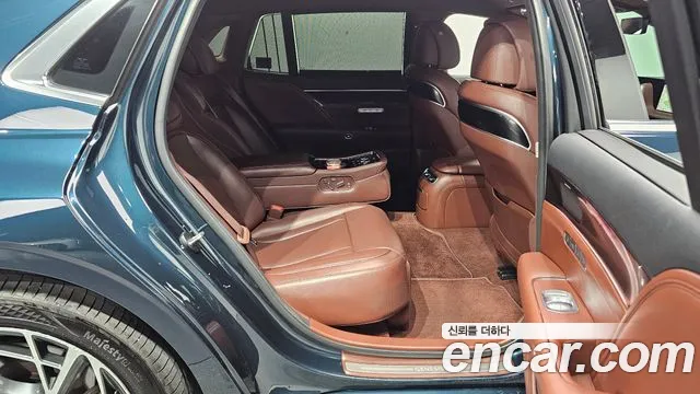 Genesis G90 Бензин 3.5 турбо AWD — Фото автомобиля 11