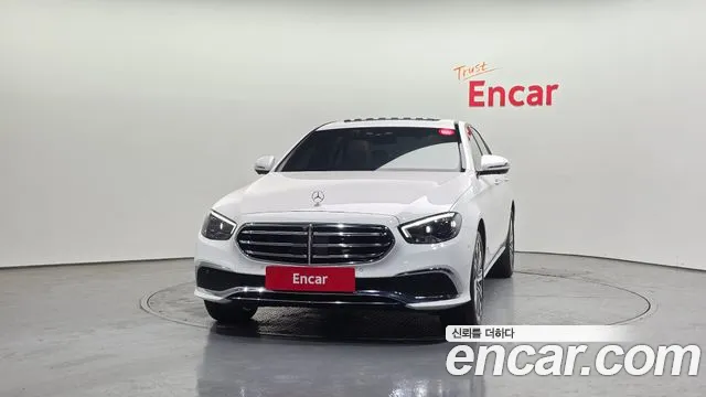 Mercedes-Benz E-Class E-класс W213 E350 4MATIC Exclusive — Фото автомобиля 3