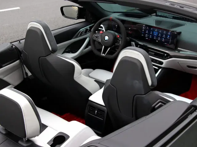 BMW M4 — Фото автомобиля 12