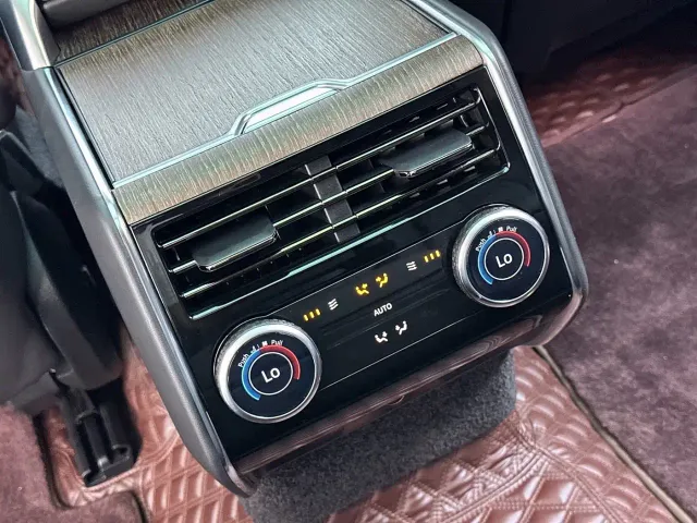 Land Rover Range Rover — Фото автомобиля 6