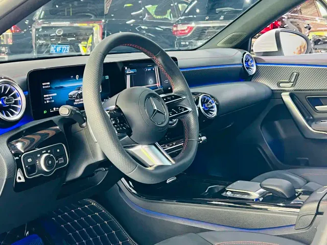 Mercedes-Benz A-Class — Фото автомобиля 8