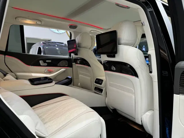 Mercedes-Benz GLS-Class — Фото автомобиля 18