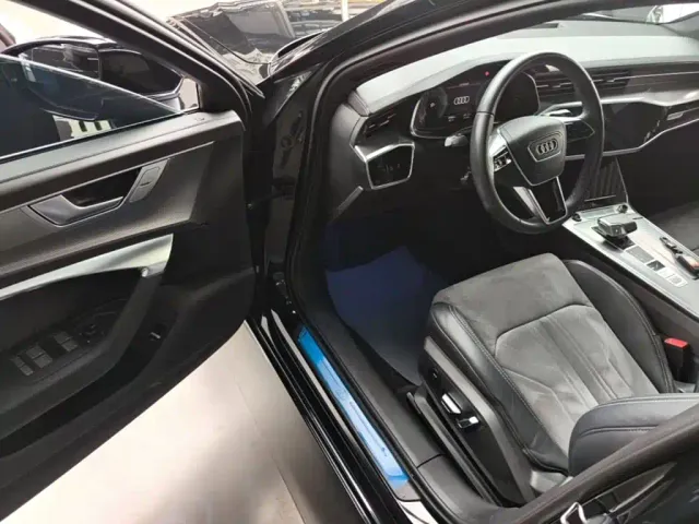 Audi A6L — Фото автомобиля 15