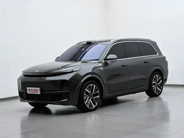 Li Auto L9 — Фото автомобиля 2