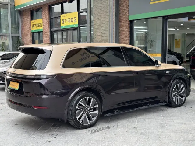 Li Auto L9 — Фото автомобиля 7