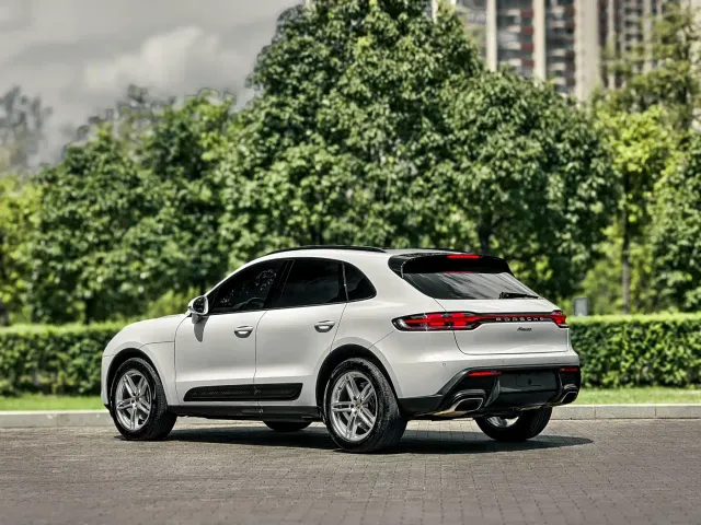 Porsche Macan — Фото автомобиля 4