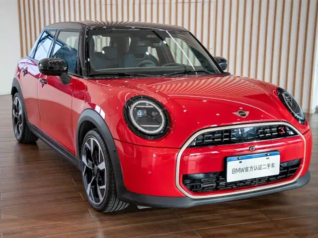MINI Hatch — Фото автомобиля 4