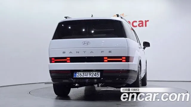 Hyundai Santa Fe — Фото автомобиля 4