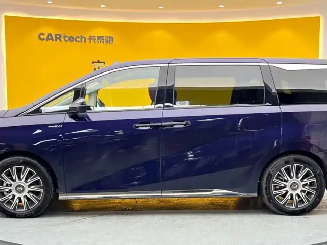 GAC Trumpchi E9 — Фото автомобиля 2