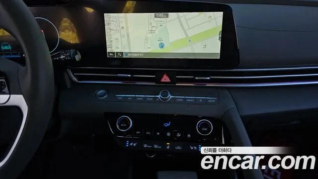 Hyundai AVANTE Новый Avante (CN7) — Фото автомобиля 14