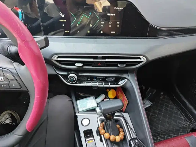Changan Eado — Фото автомобиля 14