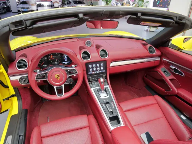 Porsche 718 — Фото автомобиля 13
