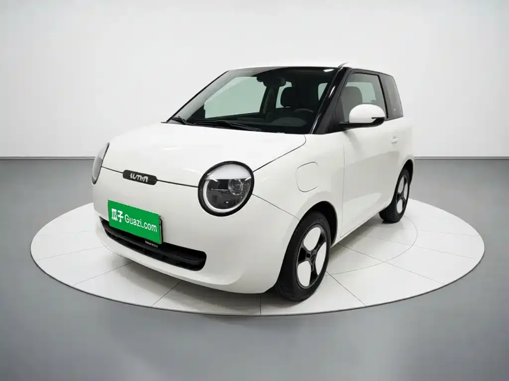 Фотография автомобиля — Changan Lumin