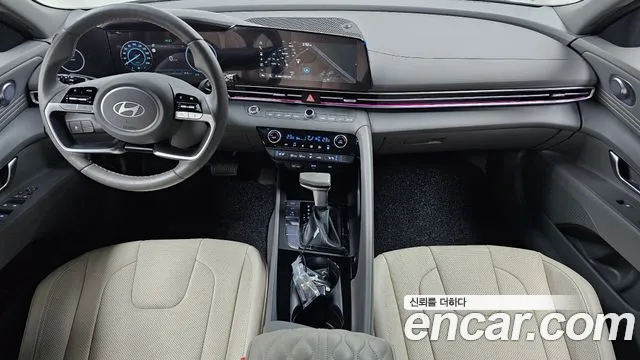 Hyundai Avante CN7 — Фото автомобиля 10