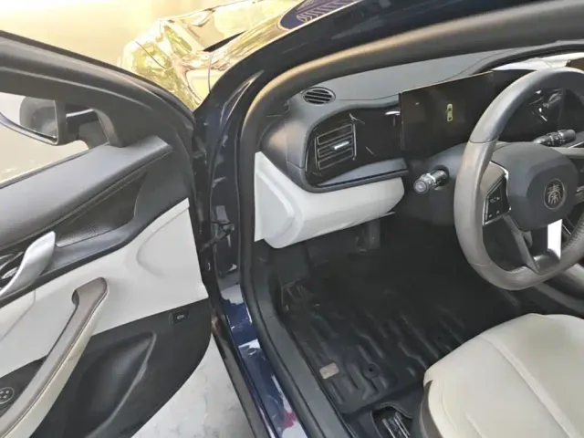 BYD Qin PLUS — Фото автомобиля 15