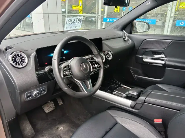 Mercedes-Benz GLA-Class — Фото автомобиля 12
