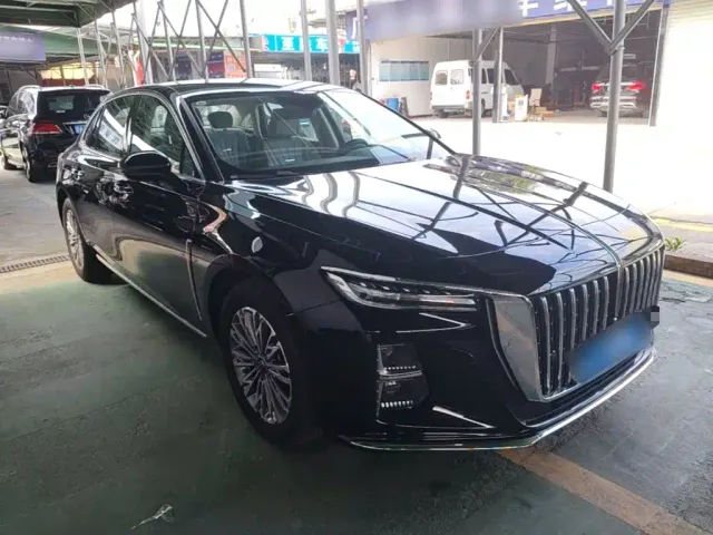 Hongqi H5 — Фото автомобиля 3