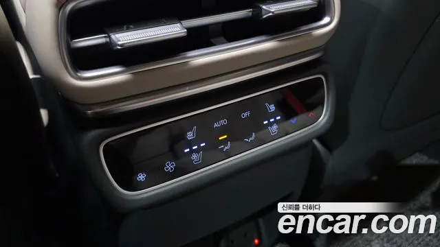 Genesis GV80 — Фото автомобиля 18