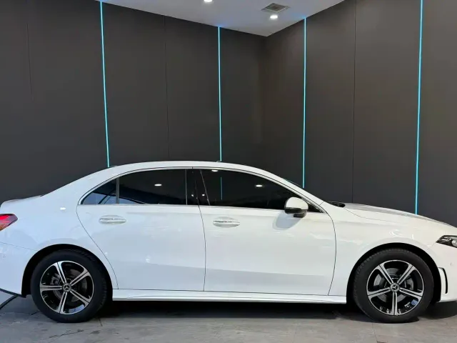 Mercedes-Benz A-Class — Фото автомобиля 5