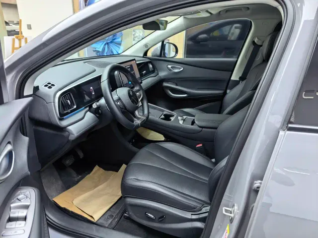 BYD Sealion 05 EV — Фото автомобиля 2