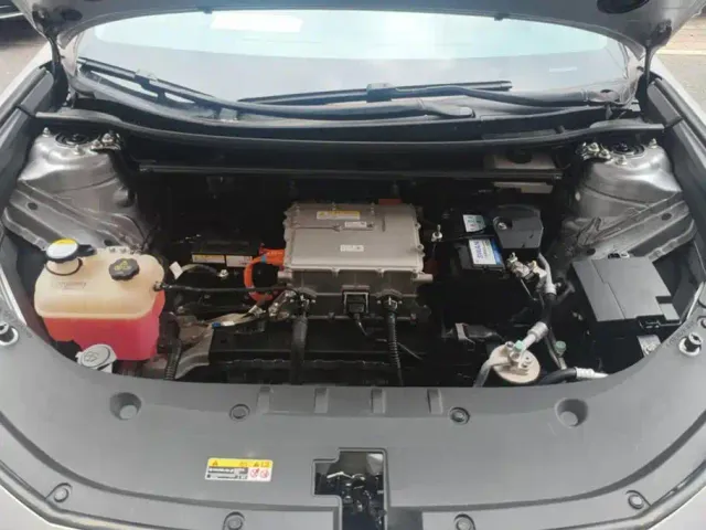 Toyota bZ3 — Фото автомобиля 10