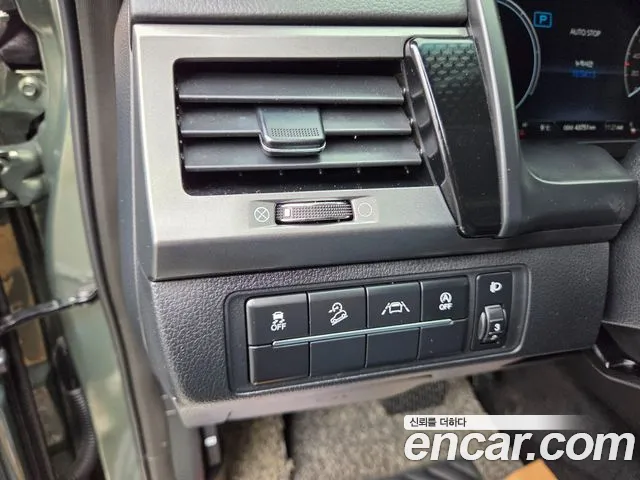 KG_Mobility_Ssangyong Rexton Новый Rexton Sport Дизель 2.2 4WD — Фото автомобиля 13