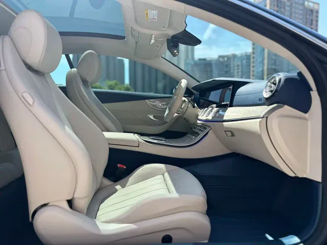 Mercedes-Benz E-Class — Фото автомобиля 10