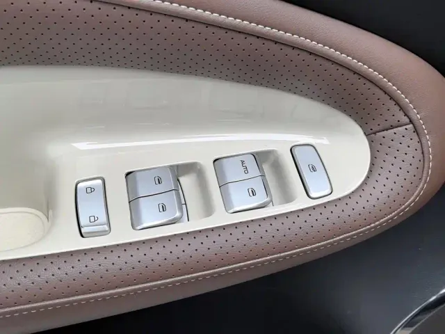 Wuling Bingo — Фото автомобиля 9