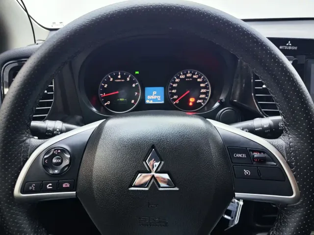 Mitsubishi Outlander — Фото автомобиля 11