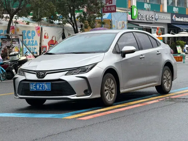 Toyota Corolla — Фото автомобиля 3