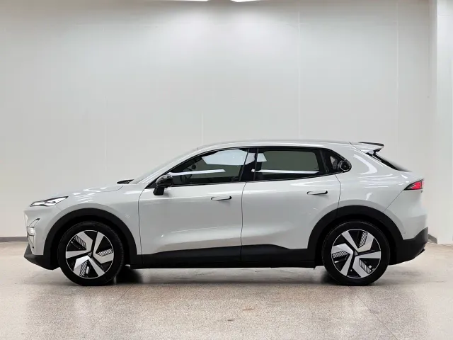 Deepal S05 — Фото автомобиля 7