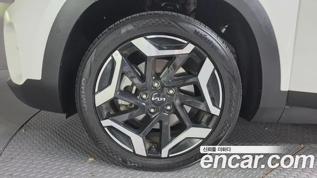 Kia Seltos — Фото автомобиля 5
