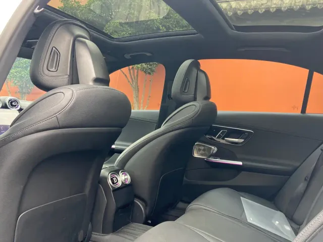 Mercedes-Benz C-Class — Фото автомобиля 6