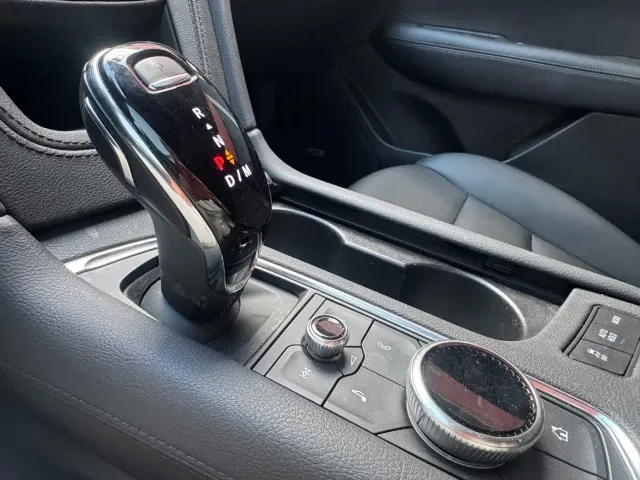 Cadillac XT5 — Фото автомобиля 12