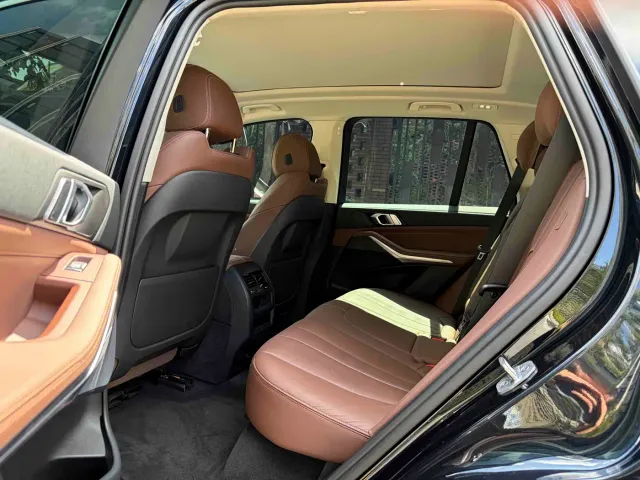 BMW X5 — Фото автомобиля 8