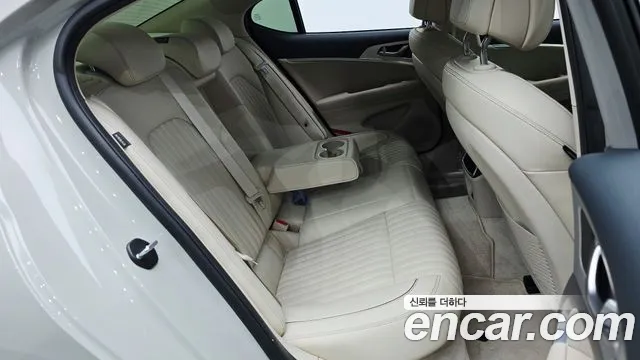 Genesis G70 New — Фото автомобиля 17