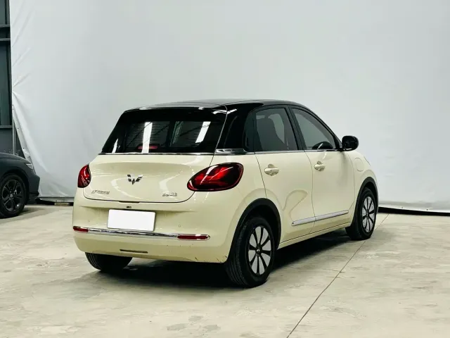 Wuling Bingo — Фото автомобиля 6