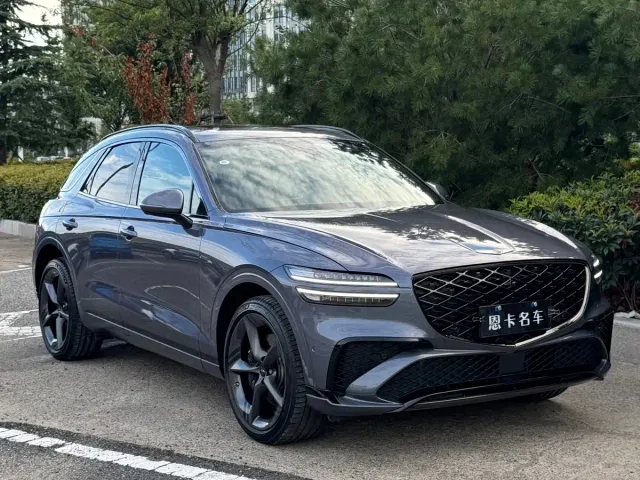 Genesis GV70 — Фото автомобиля 3
