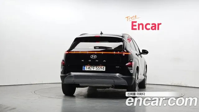 Hyundai Kona Kona (SX2) Бензин 1.6 Turbo 4WD — Фото автомобиля 4