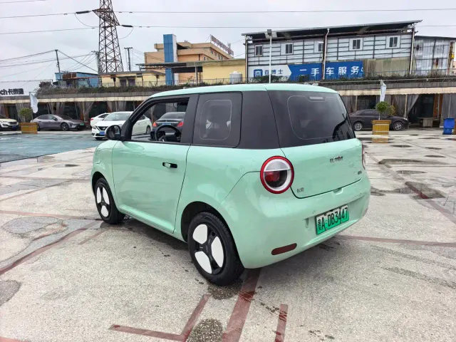 Changan Lumin — Фото автомобиля 15
