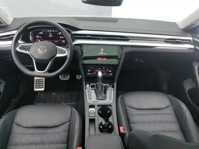 Volkswagen CC — Фото автомобиля 12