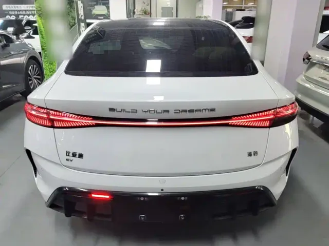 BYD Seal — Фото автомобиля 5