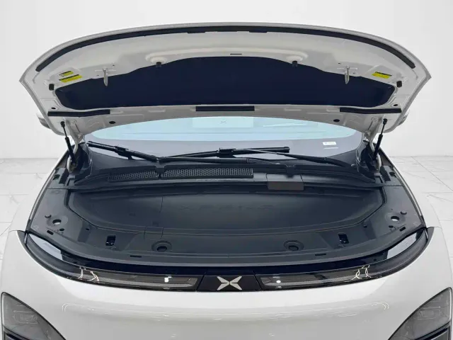Xpeng G6 — Фото автомобиля 5