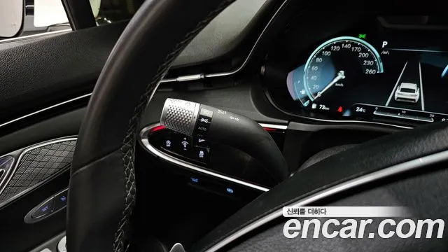 Genesis GV70 2.5T Бензин 2WD — Фото автомобиля 22